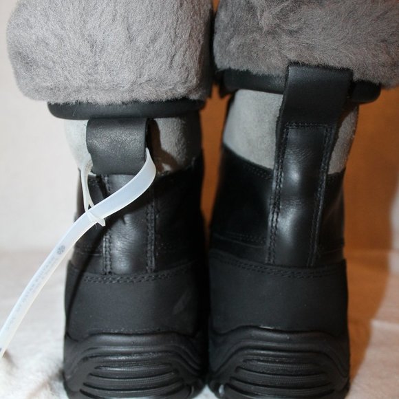 NEW UGG ADIRONDACK WATERPROOF LEATHER SNOW BOOTS - Picture 6 of 9
